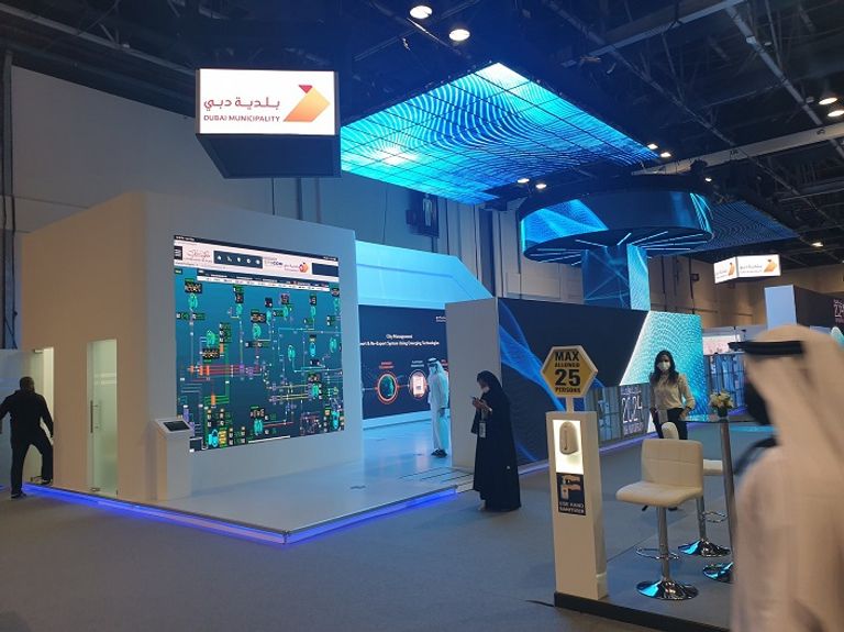 الشيخ حمدان بن محمد بن راشد آل مكتوم يفتتح