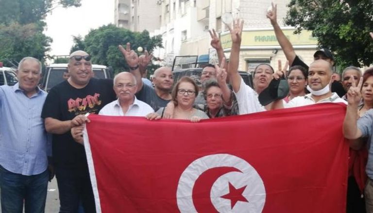 وقفة احتجاجية للدستوري الحر أمام مقر البرلمان التونسي