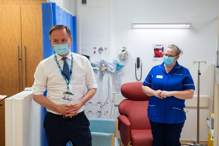 بريطانيا تبدأ التلقيح ضد فيروس كورونا المستجد- أرشيفية