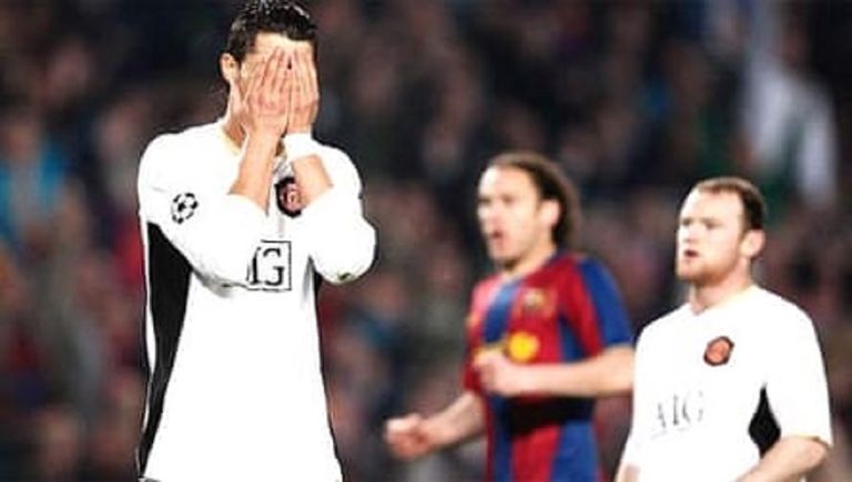 كريستيانو رونالدو بعد إهدار ركلة جزاء أمام برشلونة في 2008 كريستيانو رونالدو ضد برشلونة