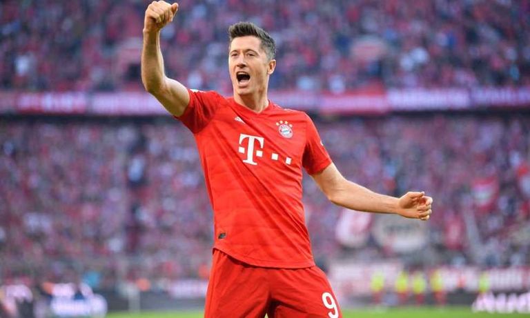 البولندي روبرت ليفاندوفسكي مهاجم بايرن ميونيخ الألماني روبرت ليفاندوفسكي مهاجم بايرن ميونيخ الألماني