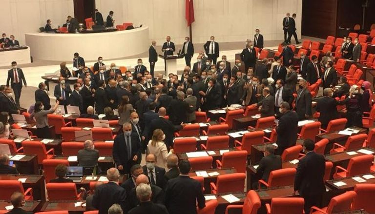 شجار داخل البرلمان التركي