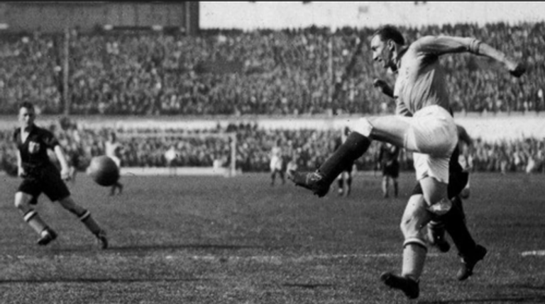 لوسيان لوران لوسيان لوران