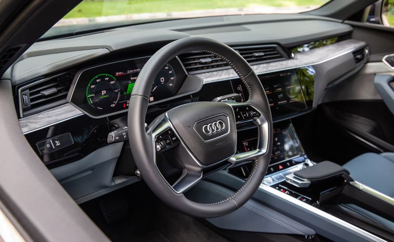 طراز أودي e-tron Sportback   طراز أودي e-tron Sportback