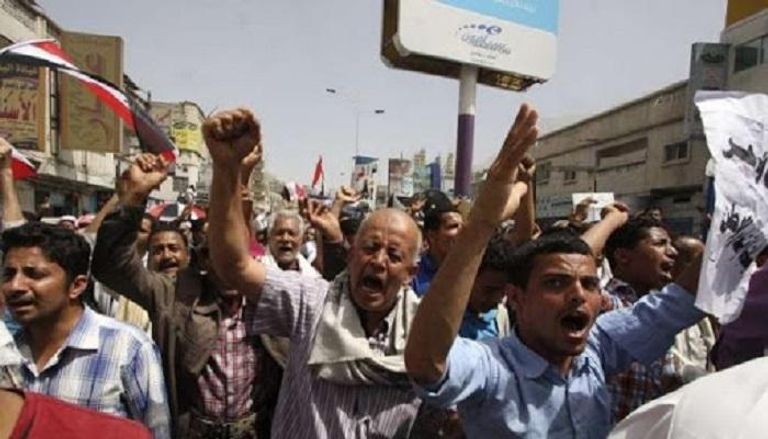احتجاجات شعبية ضد الإرهاب الإخواني في تعز 