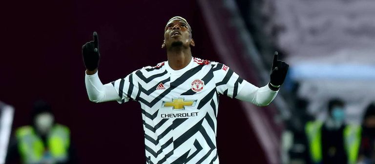 الفرنسي بول بوجبا نجم مانشستر يونايتد الإنجليزي كريستيانو رونالدو نجم يوفنتوس الإيطالي