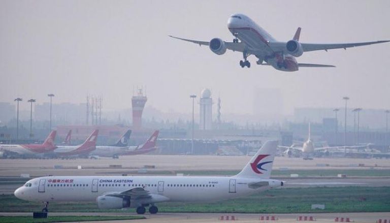 الصين تفرض ارتداء الحفاضات على طائراتها