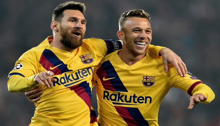آرثر ميلو مع ليونيل ميسي في برشلونة كريستيانو رونالدو نجم يوفنتوس