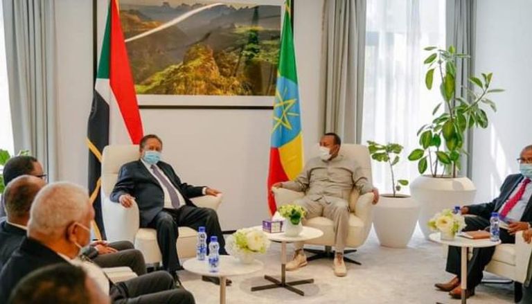 رئيس الوزراء الإثيوبي آبي أحمد ونظيره السوداني حمدوك