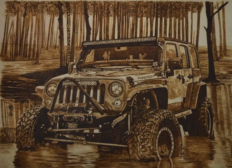 الفنان ناجي نصر يوظف خطوط النار لتشكيل لوحاته