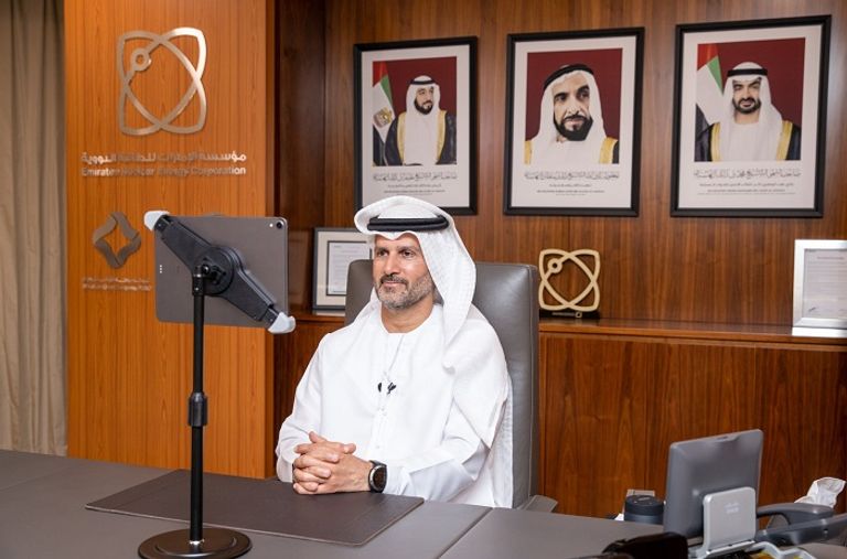 الشيخ حمدان بن زايد آل نهيان خلال الاتصال المرئي