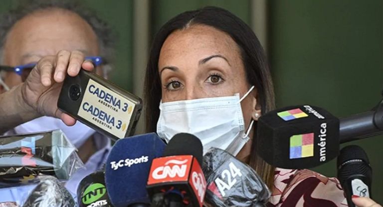 طبيبة  مارادونا دييجو أرماندو مارادونا