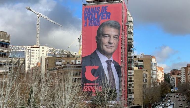 لافتة مرشح انتخابات برشلونة خوان لابورتا