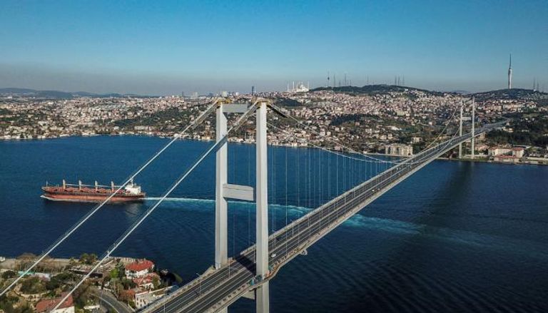 جسر البوسفور في إسطنبول 