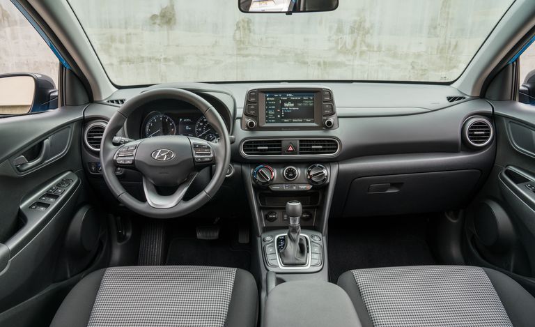 هيونداي كونا هيونداي "كونا" وكيا "سول"