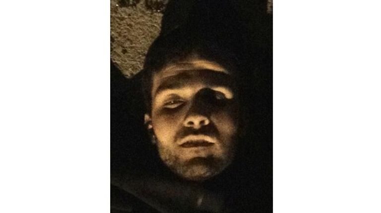 صورة الإرهابي عبد المالك قوري زعيم داعش بالجزائر بعد القضاء عليه مقر وزارة الدفاع الجزائرية - أرشيفية