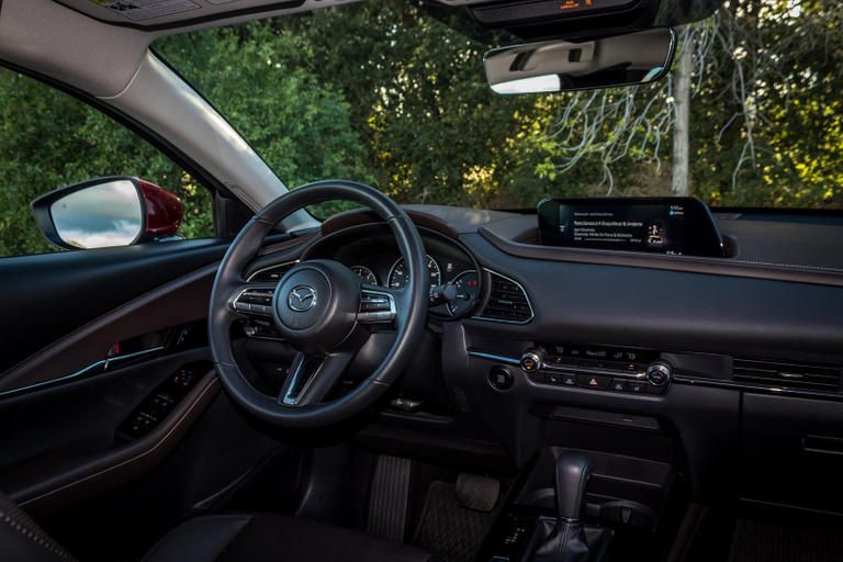 طراز هيونداي venue وطراز مازدا CX-30