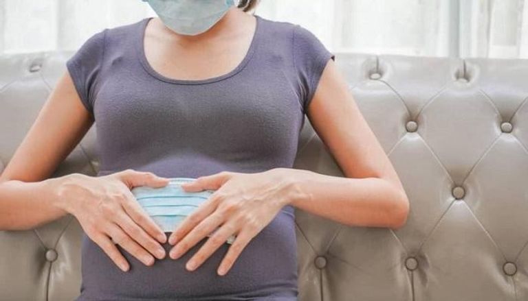 دراسة: الحوامل المصابات بكورونا لا يعانين أعراضا أشد