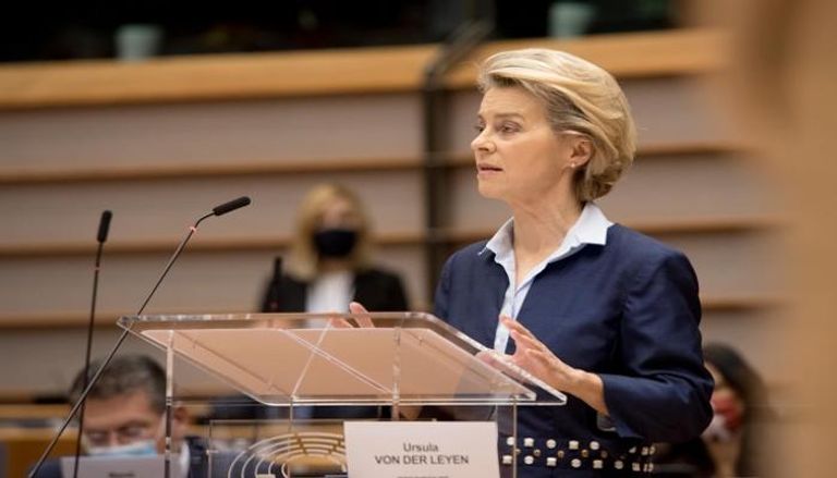 رئيسة المفوضية الأوروبية أورزولا فون دير - د ب أ