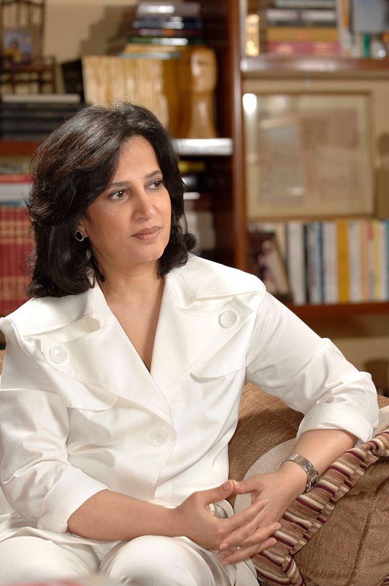 نورة بنت محمد الكعبي وزيرة الثقافة والشباب الإماراتية