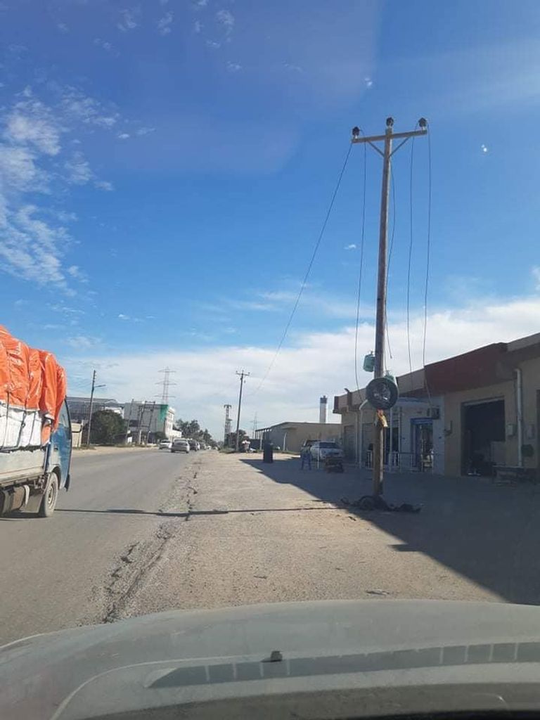 متظاهرون يضرمون النار في شوارع طرابلس - أرشيفية