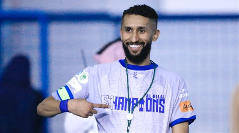 سلمان الفرج أحمد حجازي لاعب الاتحاد السعودي