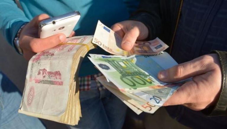 سعر الدولار واليورو في الجزائر اليوم السبت