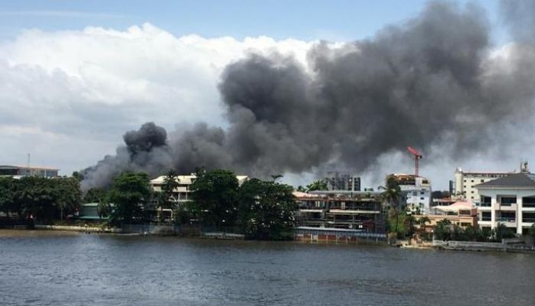 دخان يتصاعد إثر انفجار في العاصمة لاجوس - أرشيفية