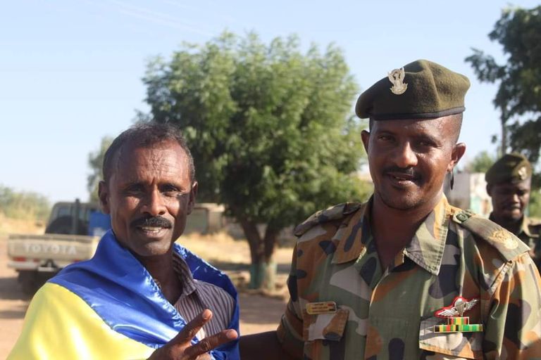 جانب من المشاركين في إحياء ذكرى الثورة السودانية