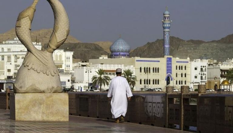 سلطنة عُمان تبدأ خفض دعم المرافق في يناير
