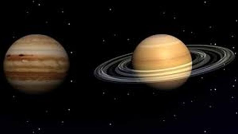 يتقاطع مسارا الكوكبين ويصبحان قريبين من بعضهما البعض