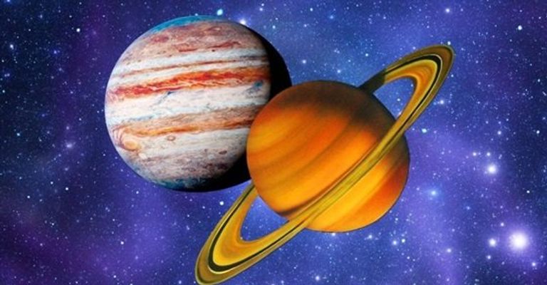 يتقاطع مسارا الكوكبين ويصبحان قريبين من بعضهما البعض