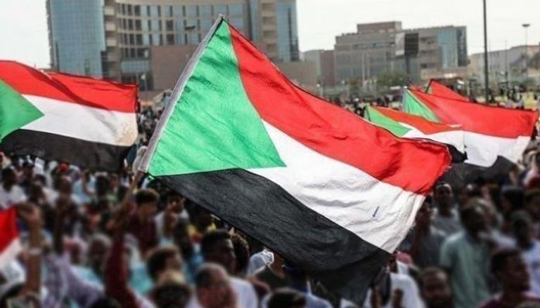 السودان يحتفي بعودة حصانته السيادية 