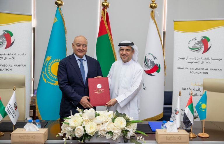 جانب من توقيع الاتفاقية