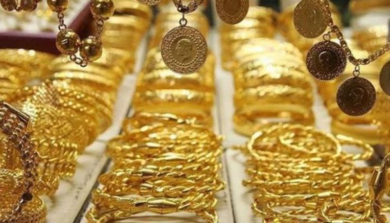 أسعار الذهب في مصر تواصل التراجع اليوم الأربعاء