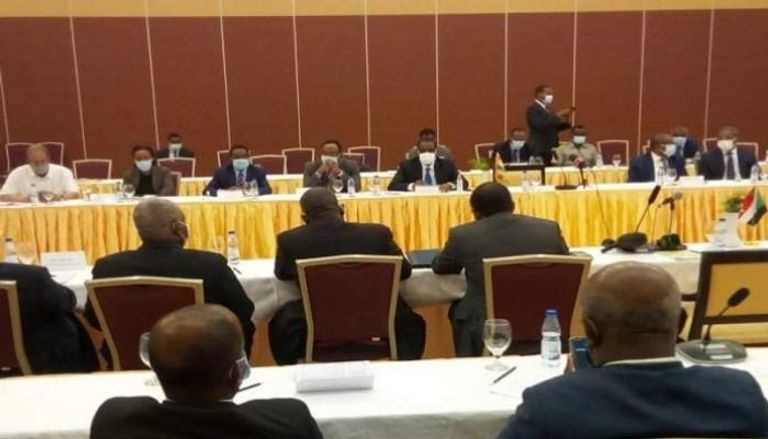 جانب من اجتماع اللجنة المشتركة الإثيوبية السودانية