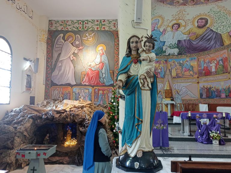 طقوس الميلاد تقتصر على صلاة المكرسين بكنيسة غزة