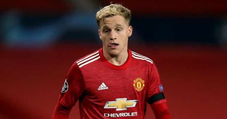 دوني فان دي بيك كريستيان إريكسن لاعب إنتر ميلان