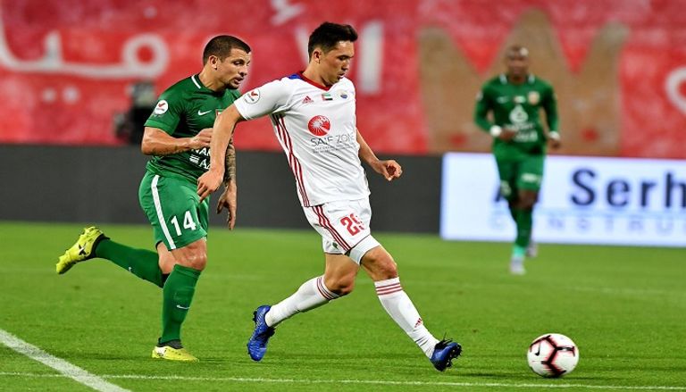 لقاء سابق بين شباب الأهلي والشارقة شعار دوري الخليج العربي