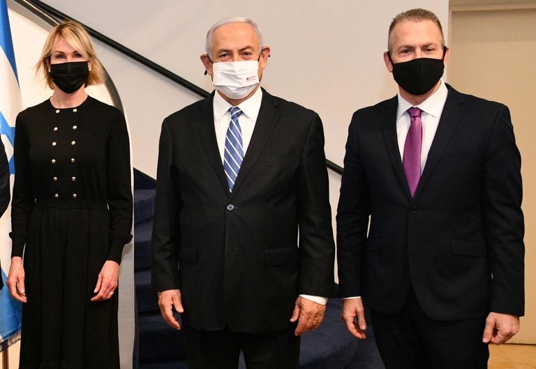 نتنياهو والسفيرة الأمريكية اليوم