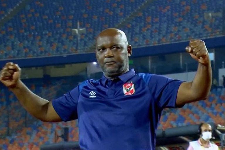 ساديو ماني مع محمد صلاح