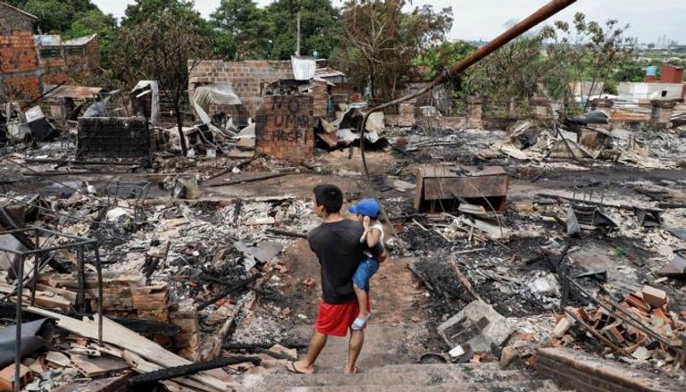 حريق يدمر عشرات المنازل في باراجواي 