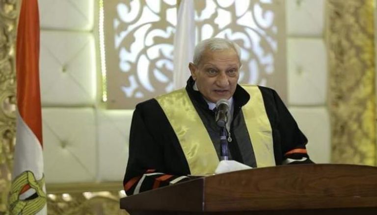 عماد عبدالعزيز رئيس الزمالك المؤقت