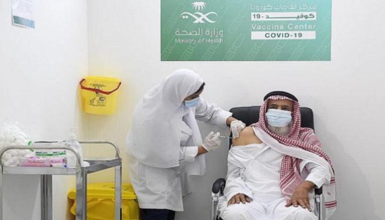  حملة التطعيم ضد كورونا بالسعودية- أرشيفية