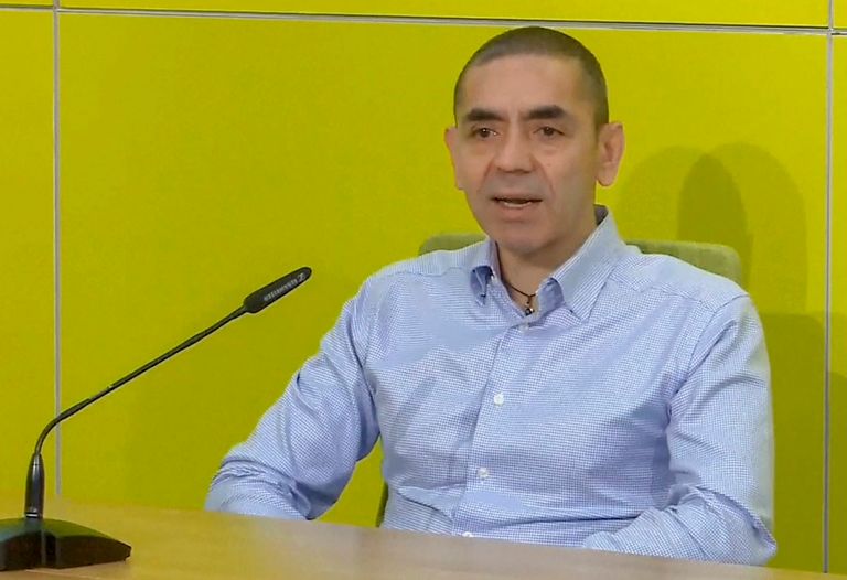 العالم يعلق آمالا كبيرة على اللقاحات لوقف جائحة كورونا