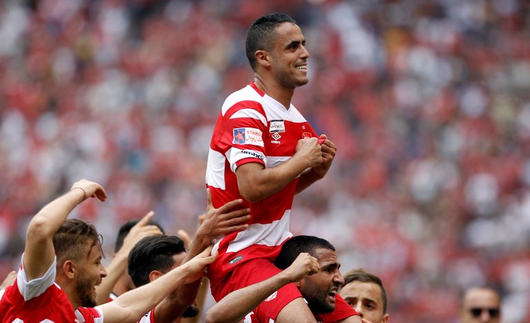 وسام بن يحيى لاعب الإفريقي التونسي من إحدى مواجهات الدوري التونسي