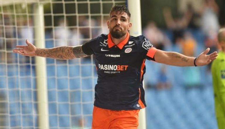 أندي ديلور مهاجم مونبيلييه الفرنسي ومنتخب الجزائر