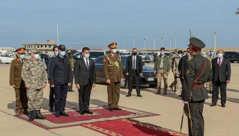 جانب من زيارة الوفد العسكري التركي إلى طرابلس