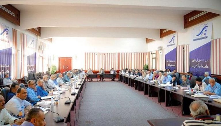 اجتماع موسع في عدن استعدادا لاستقبال الحكومة الجديدة