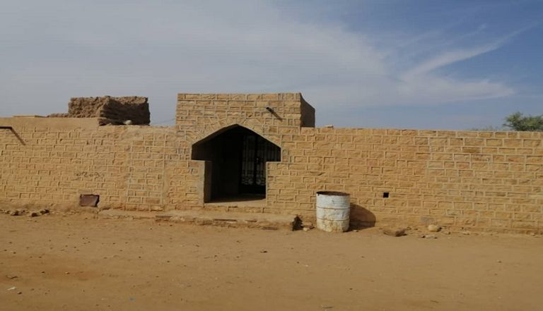 أحد الأبنية الحجرية في موريتانيا